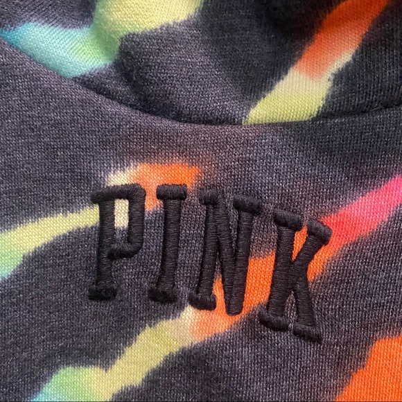 VS Pink Sherpa Pullover - Picture 6 of 6